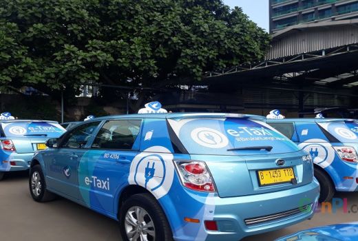 Ini Taksi Tenaga Listrik Pertama di Indonesia - GenPI.co