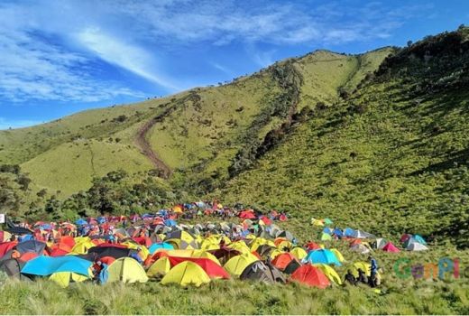 Kini Mendaki Gunung Merbabu Wajib Daftar Secara Online - GenPI.co