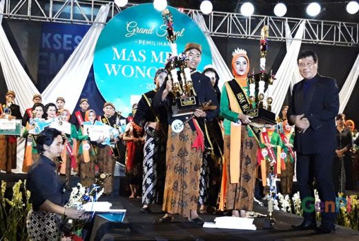 Gelar Mas Mbak Wonosobo 2019 Direbut Luthfi dan Aureliqa - GenPI.co