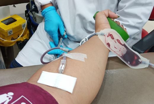 Bolehkan Donor Darah Saat Puasa? Ini Kata PMI - GenPI.co