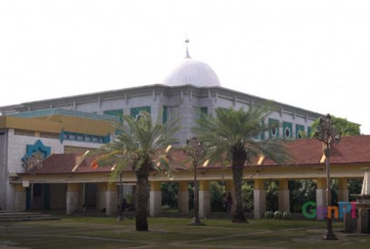Masjid Seharga Rp250 Miliar - GenPI.co