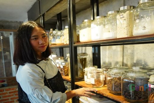 Jual Produk Serba Curah, Saruga Usung Konsep Baru Toko Kelontong - GenPI.co