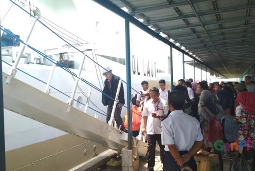 4 Kapal Roro Tanjung Uban Batam Siap Layani Pemudik - GenPI.co