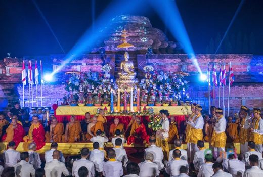 3.500 Umat Buddha Peringati Waisak di Candi Muara Takus Riau - GenPI.co