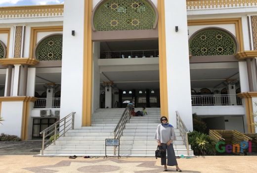 Masjid Agung Ahmad Bakrie, Masjid Kebanggaan Asahan, Sumut - GenPI.co