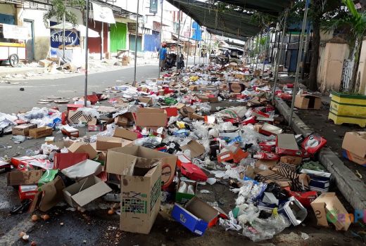 Sampah Bekas Pasar Senggol Dikeluhkan Warga Gorontalo - GenPI.co