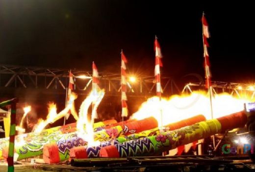 Malam Takbiran, 212 Meriam Berdentum di Pontianak - GenPI.co