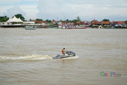 HUT 1336 Kota Palembang, Agung Raya Menangkan Lomba Perahu Bidar - GenPI.co