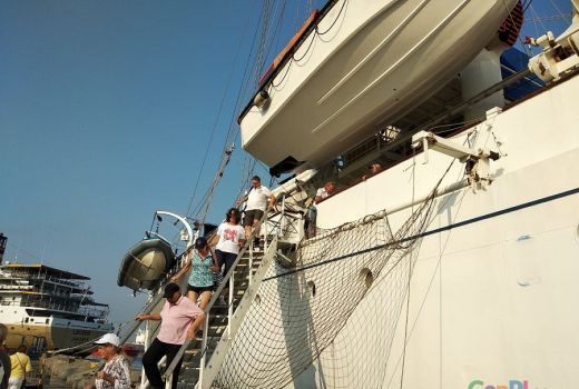 MV Star Clipper, Kapal Pesiar ke-11 yang Berlabuh di Semarang - GenPI.co