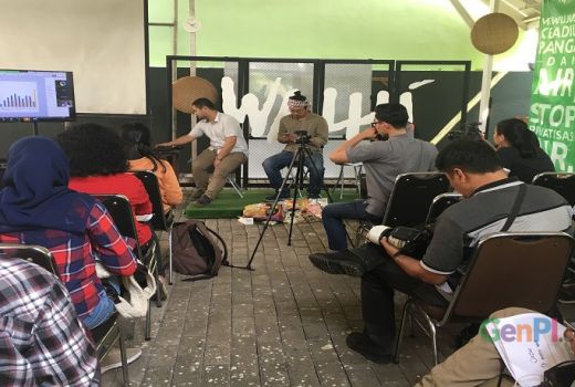 Walhi Minta Pemerintah Serius Tangani Limbah Sampah Plastik - GenPI.co
