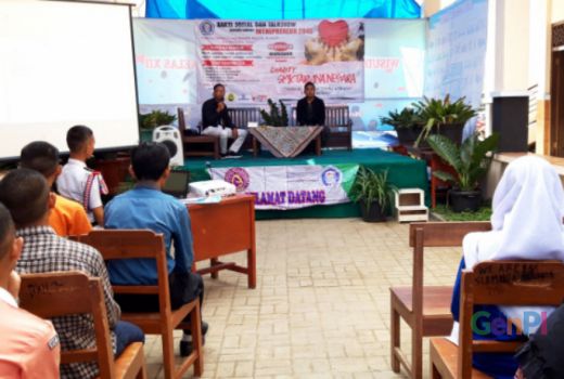 Pengusaha Wonosobo Bekali Seni Jadi Enterpreneur Bagi Siswa SMK - GenPI.co