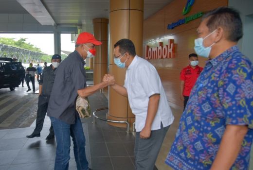 Ganjar ke Mandalika, Relawan Posting Ucapan Selamat Datang - GenPI.co NTB