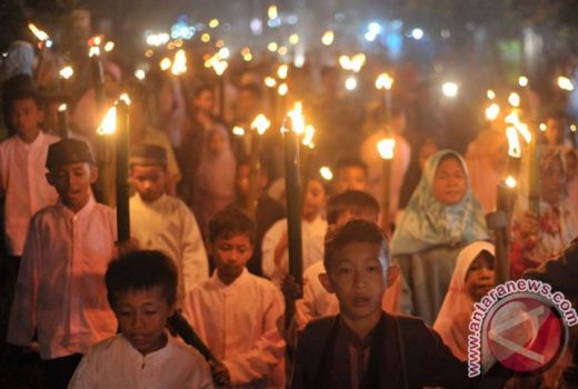 Maleman, Tradisi Warga Lombok Sambut Lailatul Qadar - GenPI.co NTB