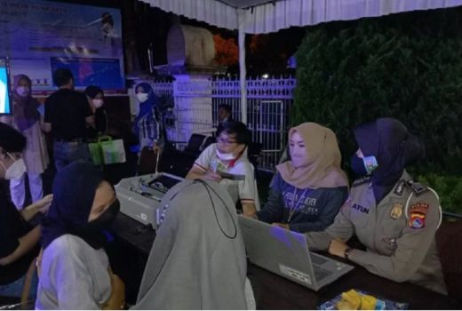 Samsat Night Music Mudahkan Warga NTB Urus Pajak - GenPI.co NTB