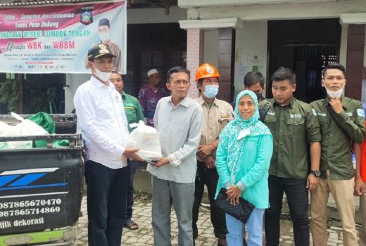 154 Kepala Keluarga Terdampak Banjir di Loteng Dapat Sembako - GenPI.co NTB