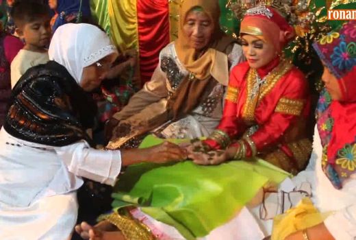 Peta Kapanca, Ritual Pernikahan Bima - GenPI.co NTB