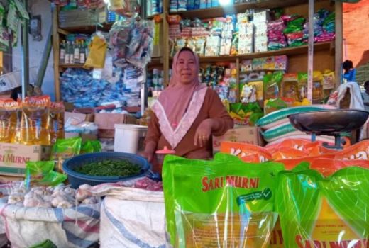 Pedagang di Mataram Berharap Harga Minyak Goreng Normal - GenPI.co NTB