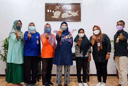 Ummi Rohmi Beri Semangat Jurnalis Perempuan - GenPI.co NTB