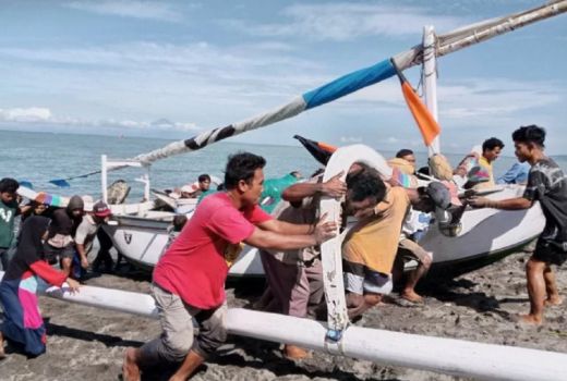 Nelayan di Mataram Nekat, ini yang Mereka Lakukan - GenPI.co NTB