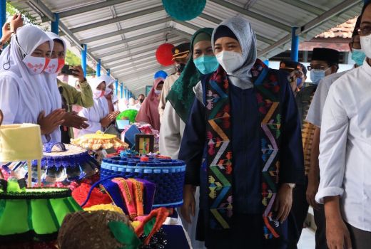Sabtu Budaya Sebagai Wadah Karakter Siswa - GenPI.co NTB