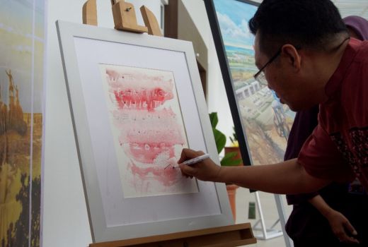 Keren! di Bandara Lombok Ada Pameran Lukisan Cat Air - GenPI.co NTB