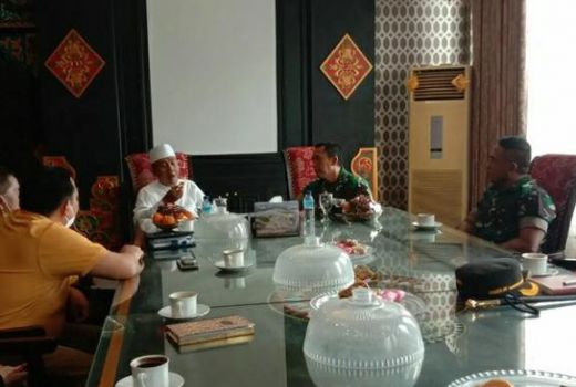 Danjen Akademi TNI Bertemu Bupati Lobar, Bahas Apa? - GenPI.co NTB
