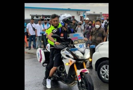 Wow, Pembalap MotoGP Ini Gunakan Motor Polisi - GenPI.co NTB