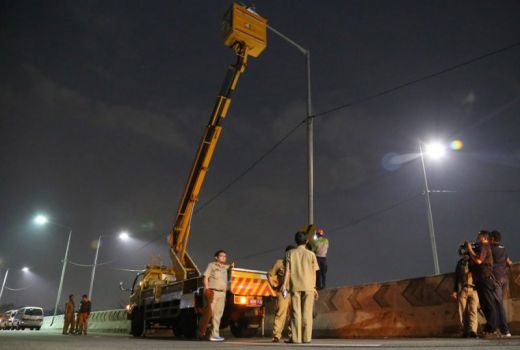 Kementerian ESDM Hibahkan 552 Lampu LED untuk Lobar - GenPI.co NTB