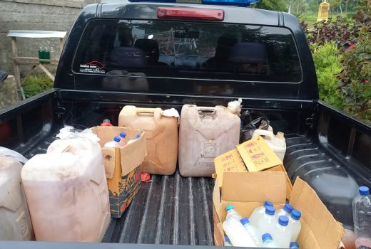 Ratusan Liter Minuman Memabukkan Diamankan Pol PP Loteng - GenPI.co NTB