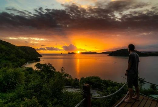 Nikmati Pemandangan Sunset Terbaik Disini - GenPI.co NTB