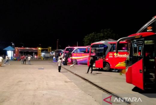 Arus Mudik, Penumpang Kayangan-Pototano Capai 25.000 Orang - GenPI.co NTB
