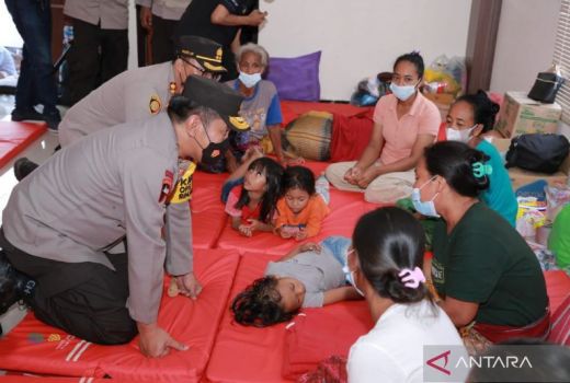 Kapolda NTB Pastikan Situasi di Desa Mareje Sudah Kondusif - GenPI.co NTB