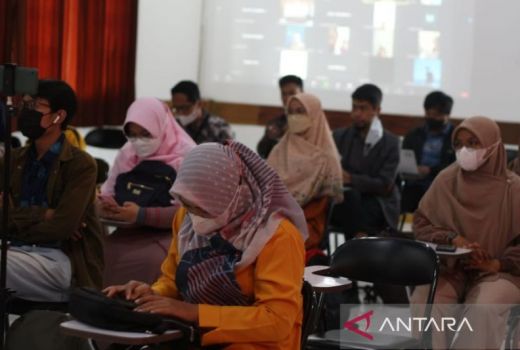 BRIDA dan LPP Beri Pelatihan Bahasa Inggris Pelaku UMKM - GenPI.co NTB
