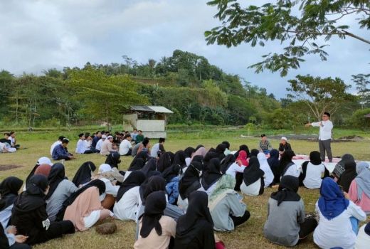 Bangun Jiwa Wirausaha, Ratusan Pelajar Ikuti Santripreneur Camp - GenPI.co NTB