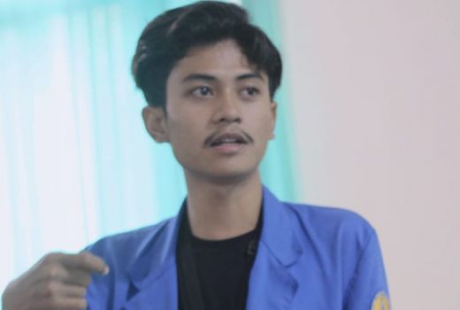 Berhentikan 8 Mahasiswa, Rektor Undikma Dikecam - GenPI.co NTB