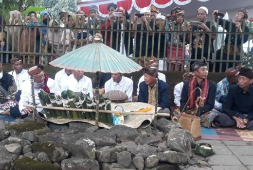 Ritual Ngayu-ayu, Wujud Syukur Panen yang Bagus di Sembalun - GenPI.co NTB