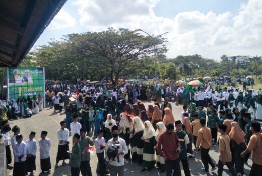 Meriah, Ribuan Santri di Loteng Rayakan Tahun Baru Islam - GenPI.co NTB