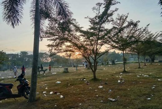 Mohon Perhatian Pak Bupati, Sampah di Praya Merusak Pemandangan - GenPI.co NTB