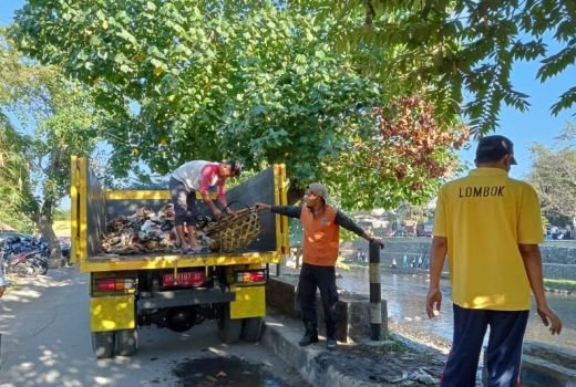 Buang Sampah Sembarangan di Mataram, Sanksi Moral Bakal Diberikan - GenPI.co NTB