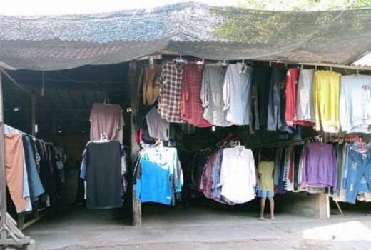 Warga Mataram Kecewa, Impor Baju Bekas Dilarang - GenPI.co NTB