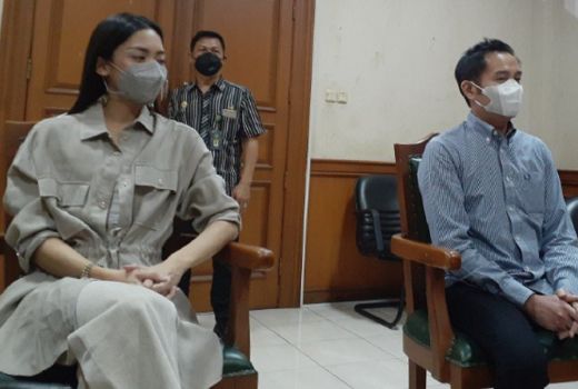 Ririn Dwi Ariyanti Buka-bukaan Soal Anak Sambungnya - GenPI.co NTB