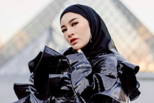 Laporkan Nikita Mirzani, Istri Juragan 99 Bawa Bukti Ini - GenPI.co NTB