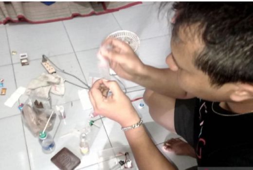 Pesta Sabu di Lombok Barat, Polisi Ciduk 4 Paruh Baya - GenPI.co NTB