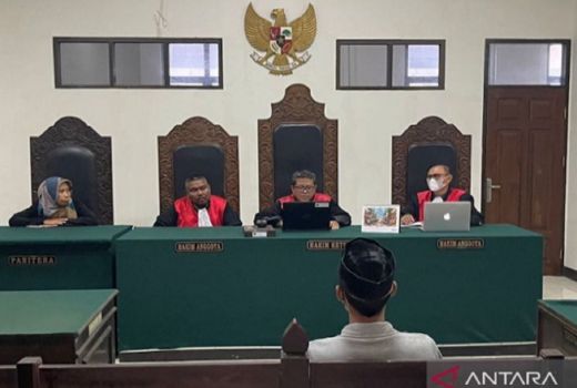 Terdakwa Korupsi RTG Lombok Barat Divonis 5 Tahun - GenPI.co NTB