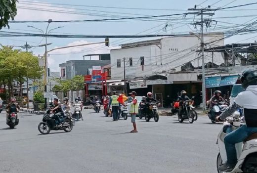 Asal Usul Sebutan Pak Ogah untuk Sang Pengatur Jalan - GenPI.co NTB