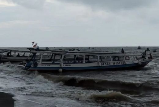 Waspada, Gelombang Tinggi di Selat Lombok dan Alas - GenPI.co NTB