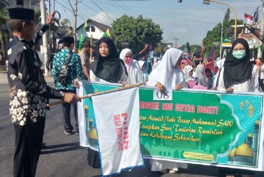 Mengenal Pawai Kembuli, Tradisi Warga Rempung Lombok - GenPI.co NTB