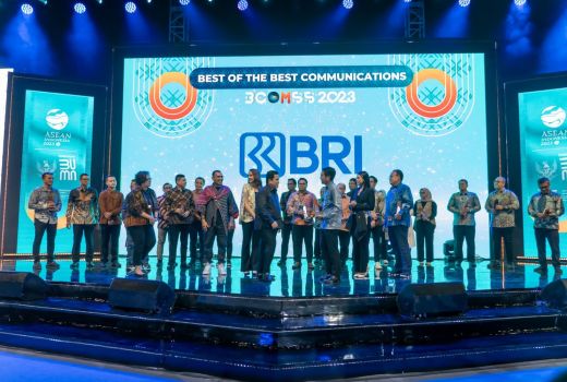 Top! BRI Raih Penghargaan Best of The Best Communication dalam BCOMSS 2023 - GenPI.co NTB