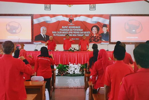 Bakar Semangat Kader NTB, Djarot PDIP: Caleg Wajib Jadi Petarung Ideologis - GenPI.co NTB