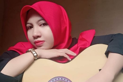 Lale Novi Ciptakan Lagu untuk Lampiaskan Galau, Idolakan Agnez Mo - GenPI.co NTB
